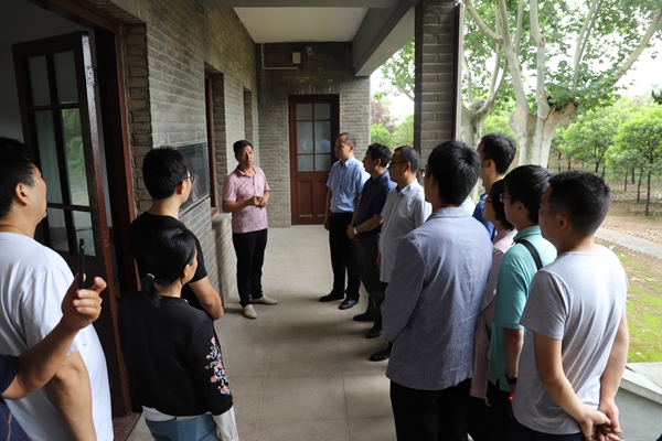 14c358b4c30c4ae79f5559d1a2e72fd5.jpg 聆听斗口村农事试验场的故事.JPG