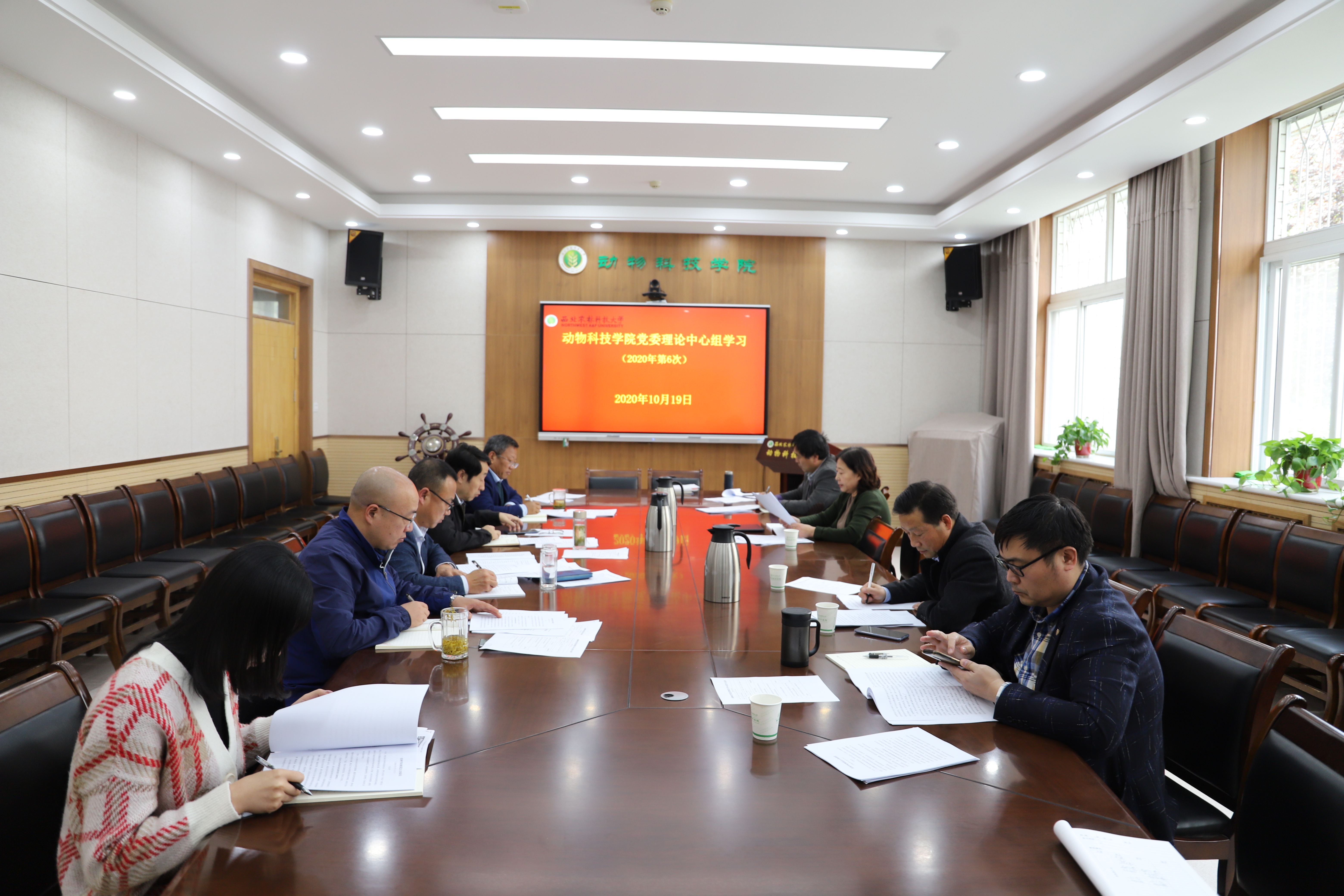 ad6d4c387e2d42ae8d0aa854ba68bf0d.jpg ad6d4c387e2d42ae8d0aa854ba68bf0d.jpg