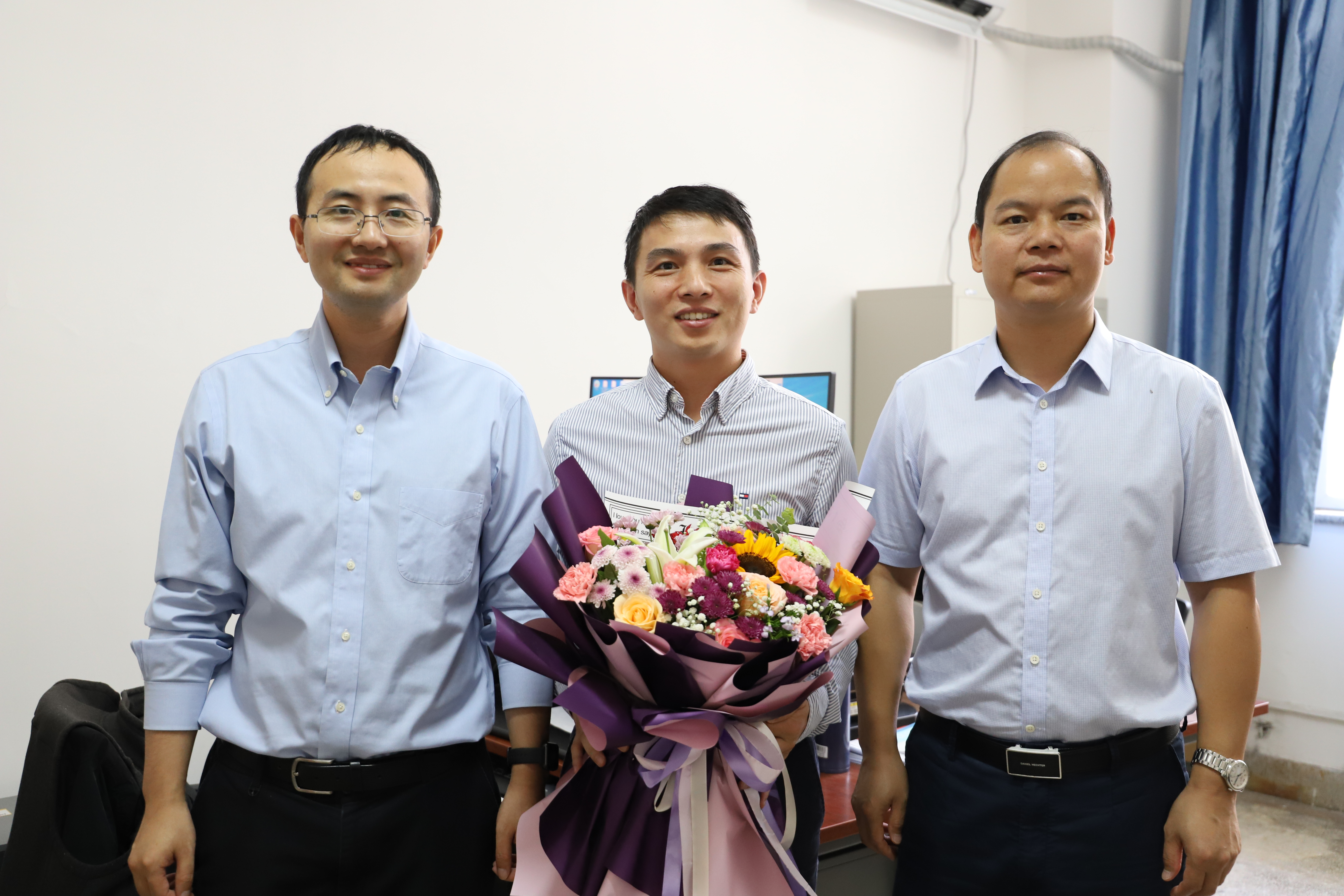 9aedf5af62df47f69b53dae6602eb677.jpg 9aedf5af62df47f69b53dae6602eb677.jpg