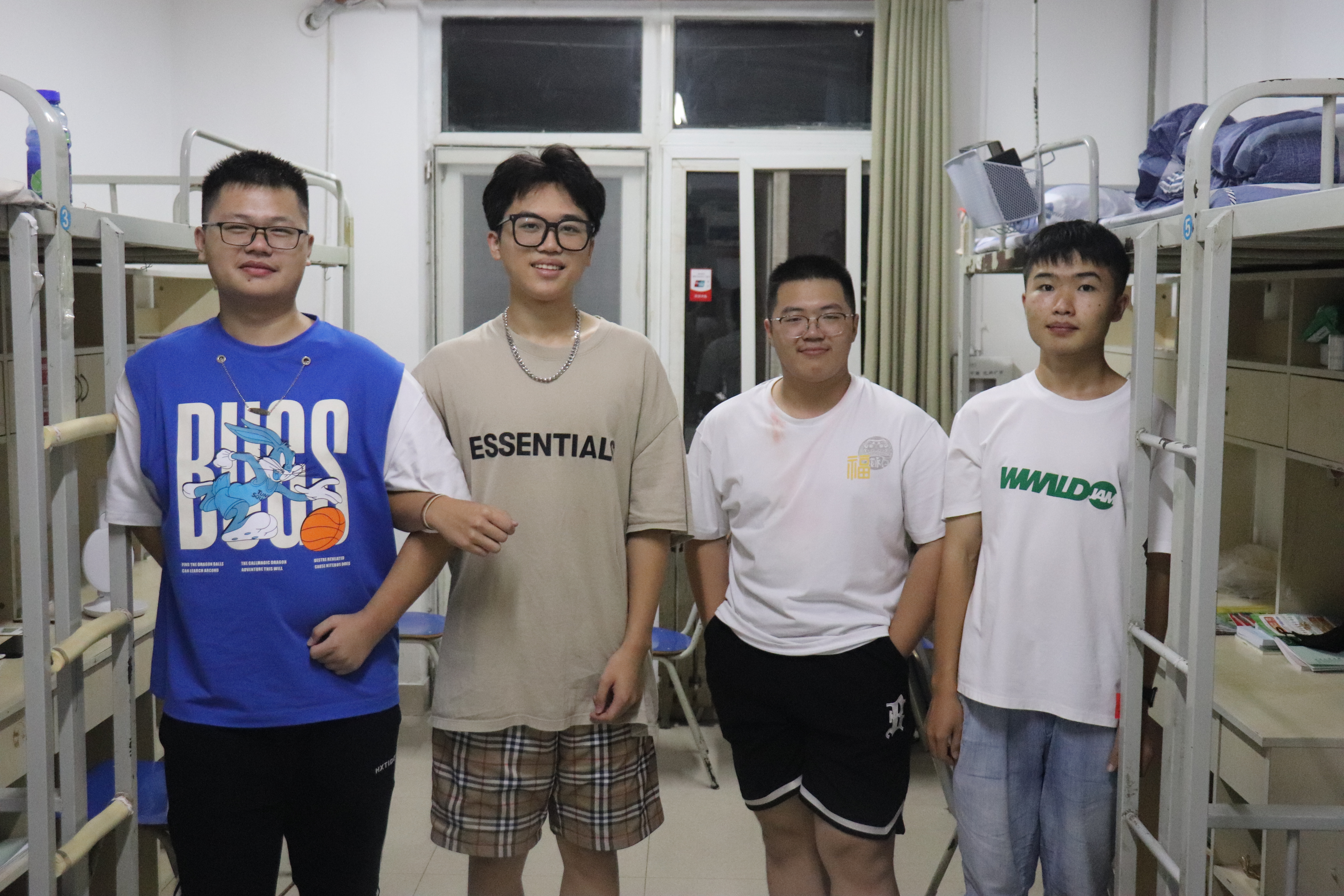 ec0236b45a6944f3a65884893c556f41.jpg ec0236b45a6944f3a65884893c556f41.jpg