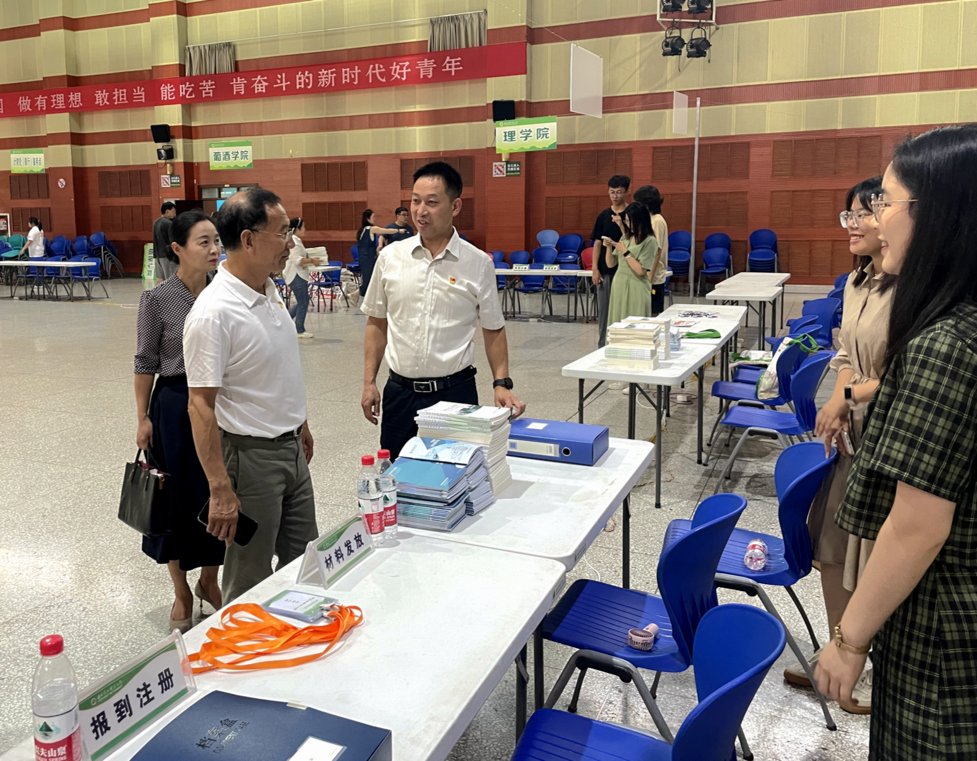 eca614faadd44c3cbb6224e6d084c20f.jpg eca614faadd44c3cbb6224e6d084c20f.jpg